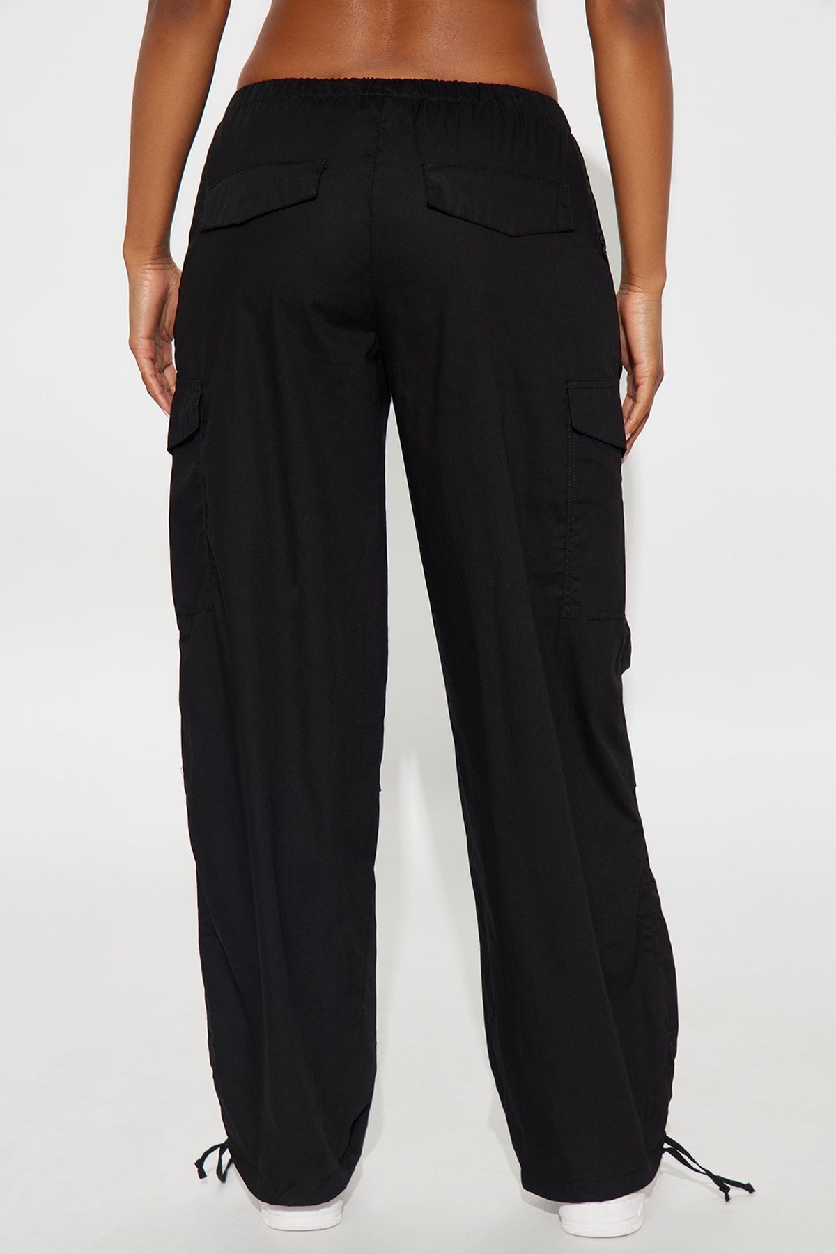 Street Smart Cargo Parachute Pant - Black