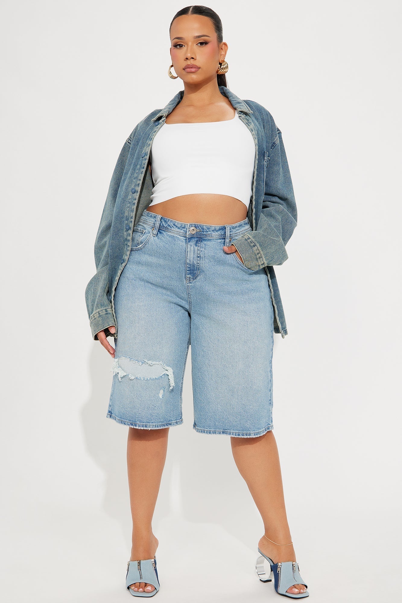 Carmen Distressed Denim Jort - Vintage Wash