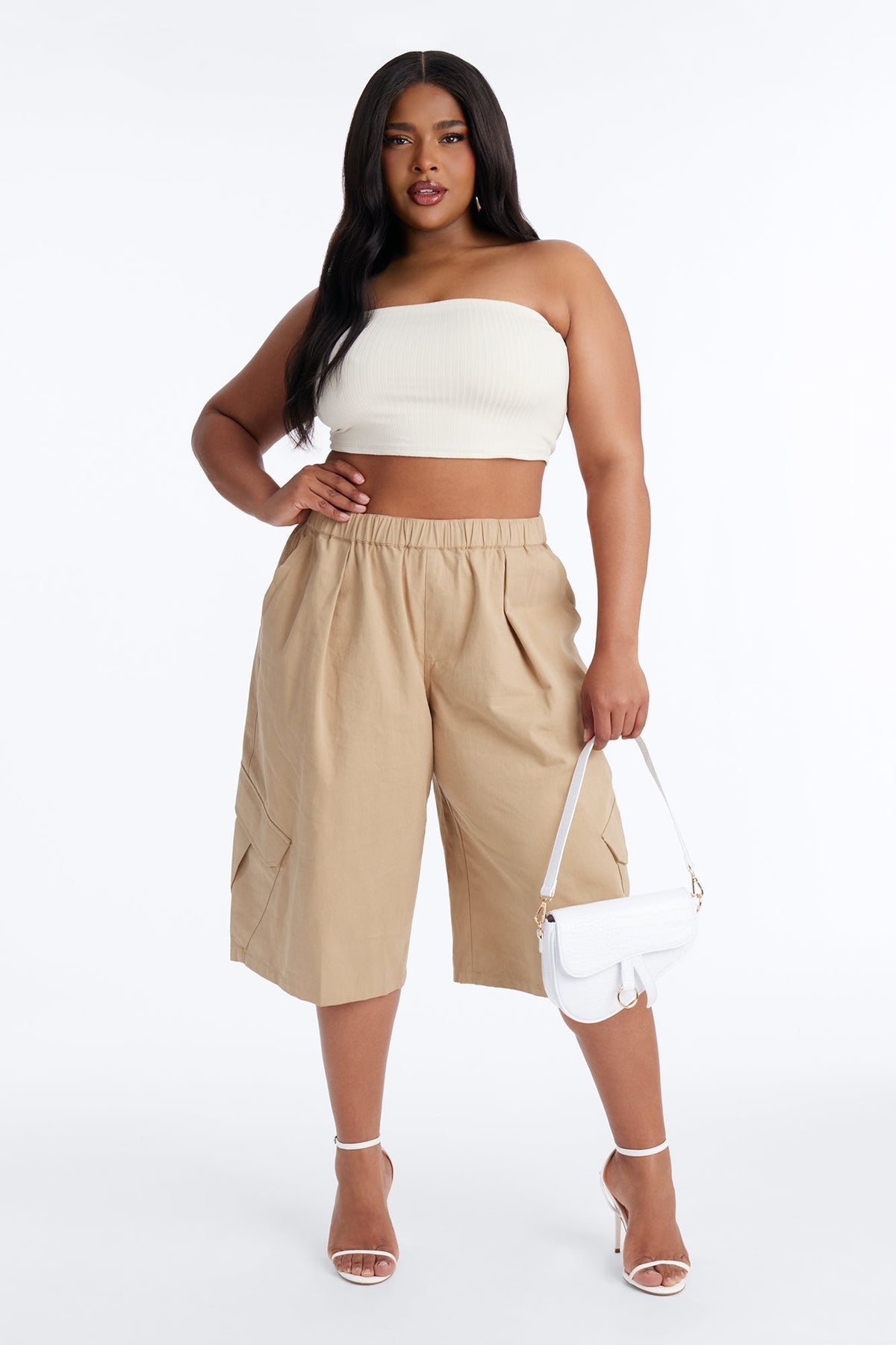She's A Keeper Cargo Bermuda Short - Khaki