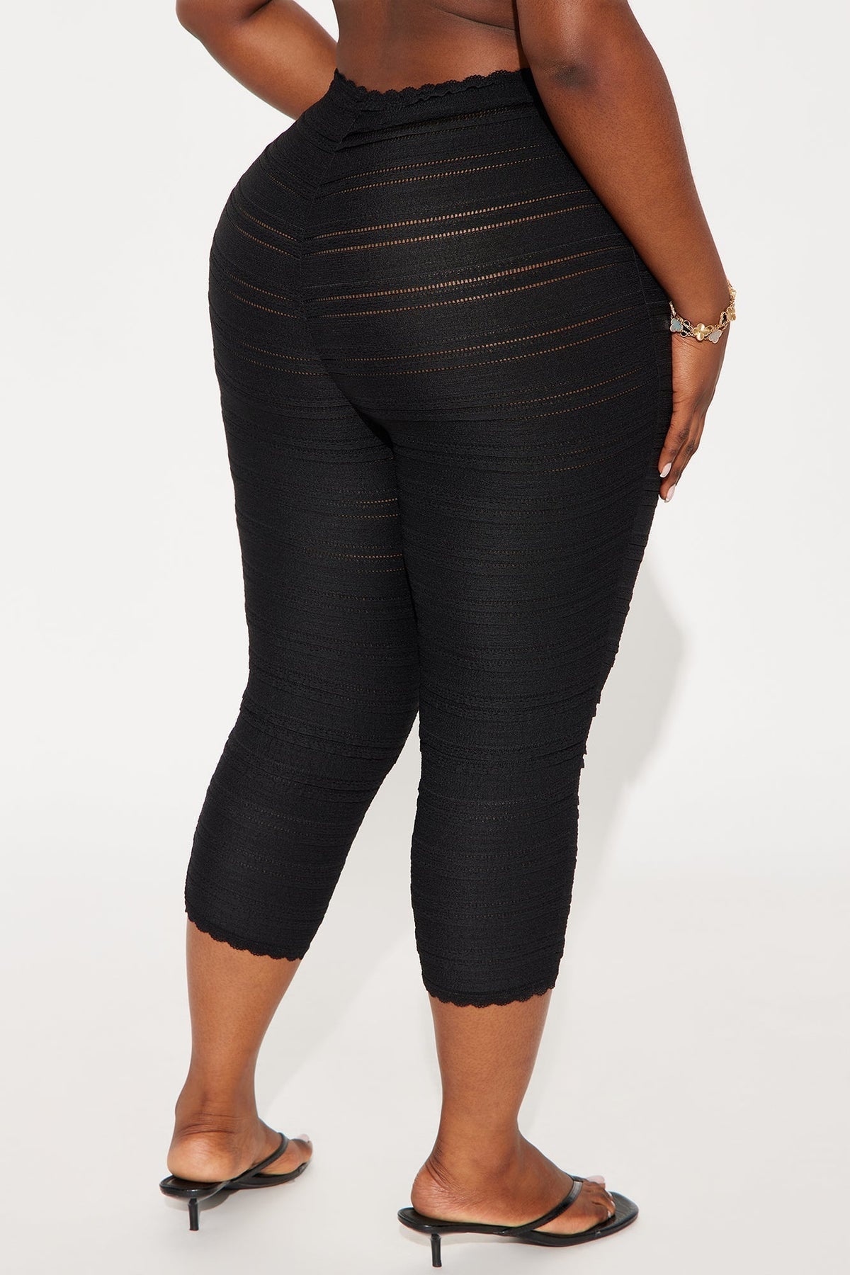 Alice Ruffled Capri Legging - Black