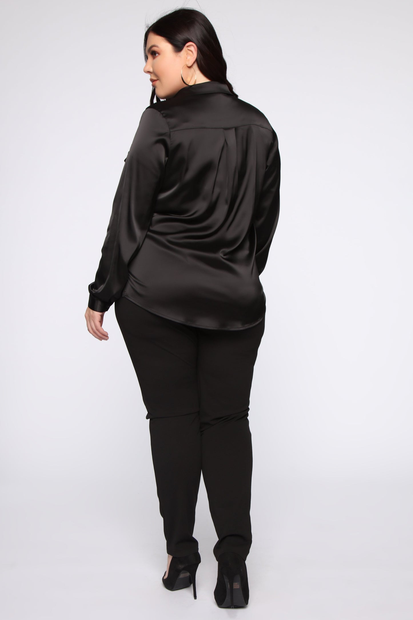 Smooth Talkin' Button Down Top - Black