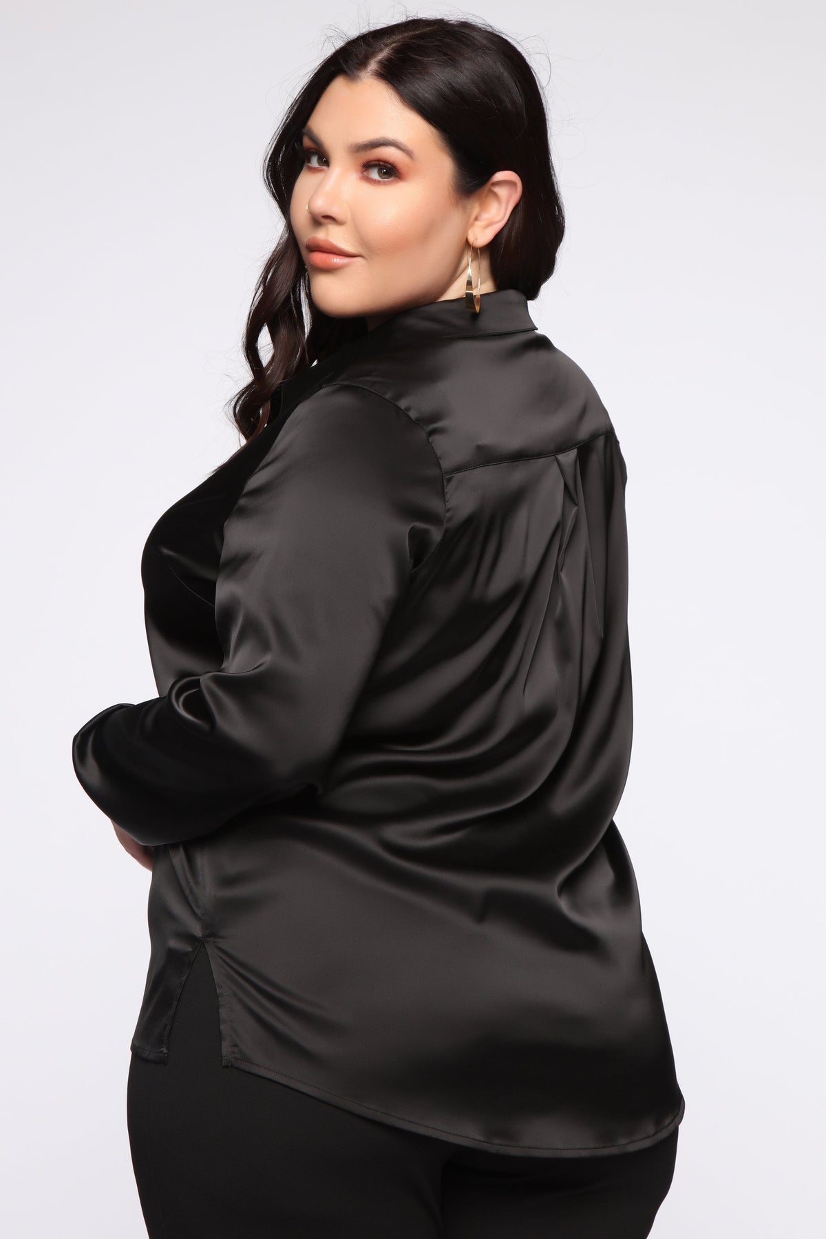 Smooth Talkin' Button Down Top - Black