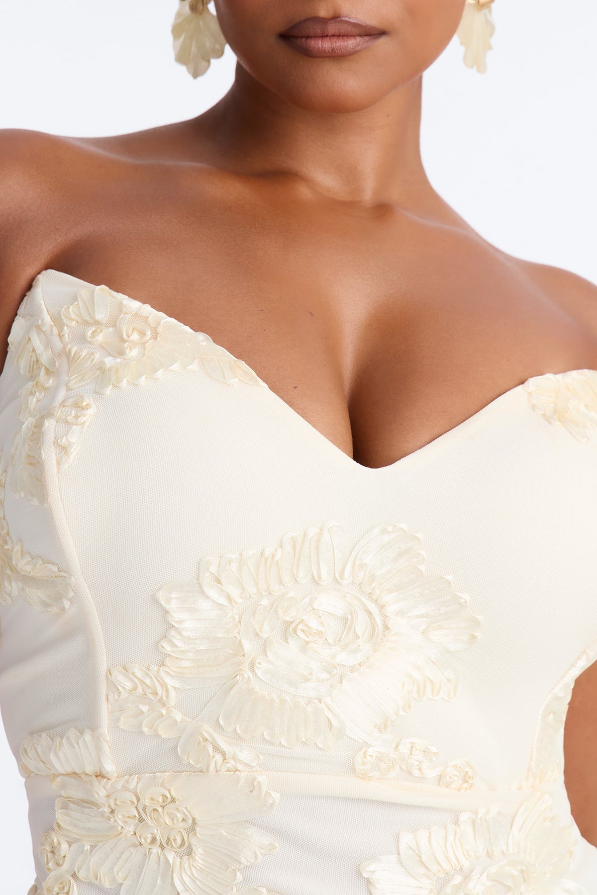 Elena Embroidered Mermaid Gown - White