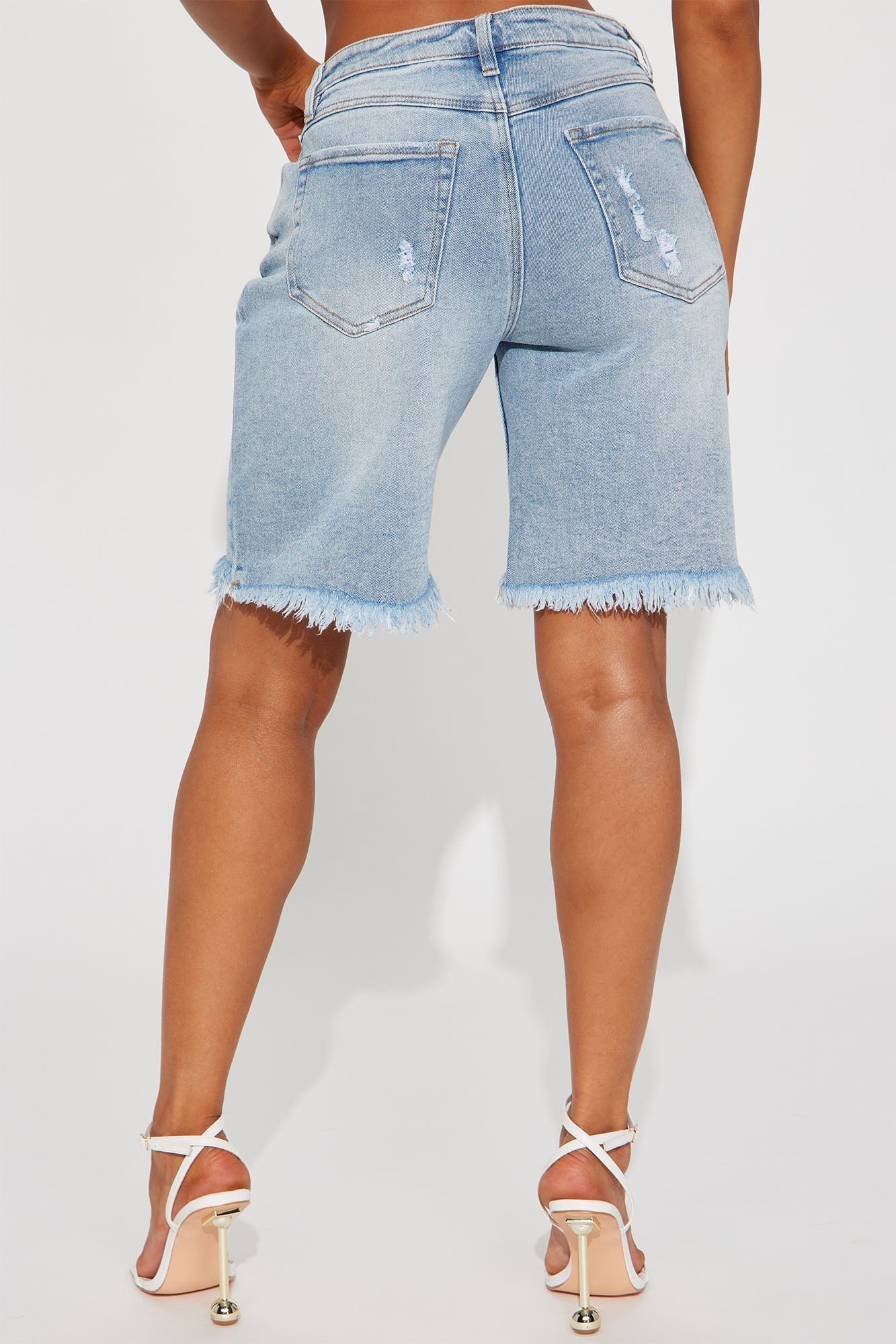 Came To Win Stretch Denim Bermuda Shorts - Medium Wash