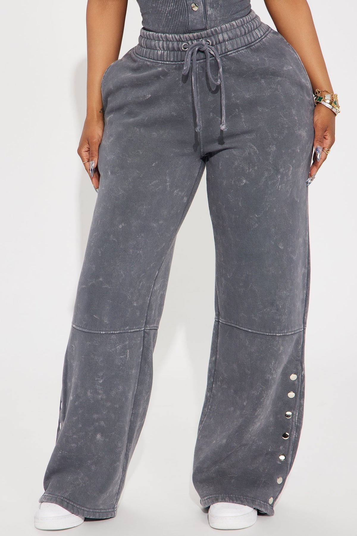 New York Washed Sweatpant - Charcoal
