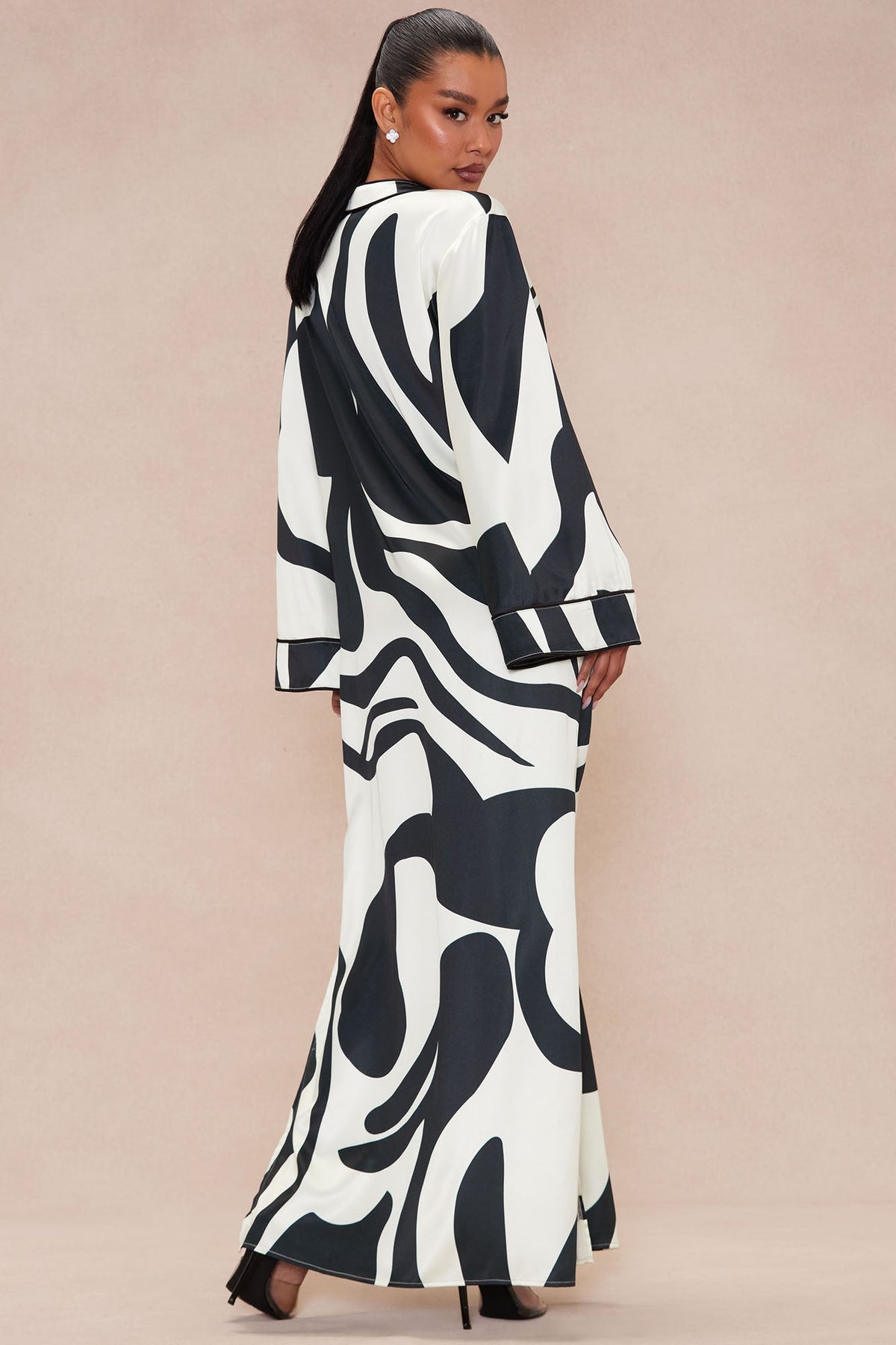 Valentina Satin Kaftan Maxi Dress - Black/White