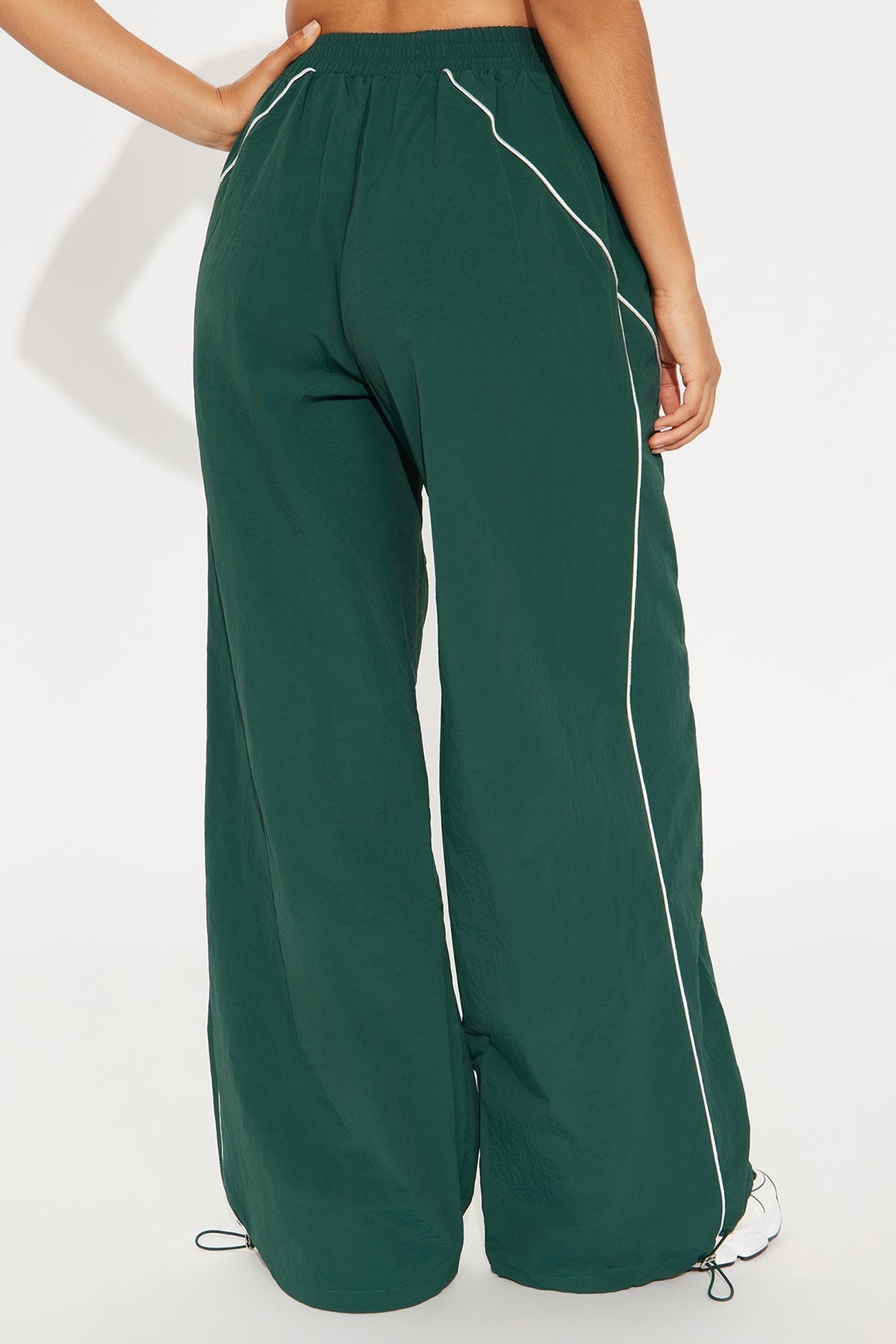 Precise Movement Windbreaker Track Pant - Hunter Green