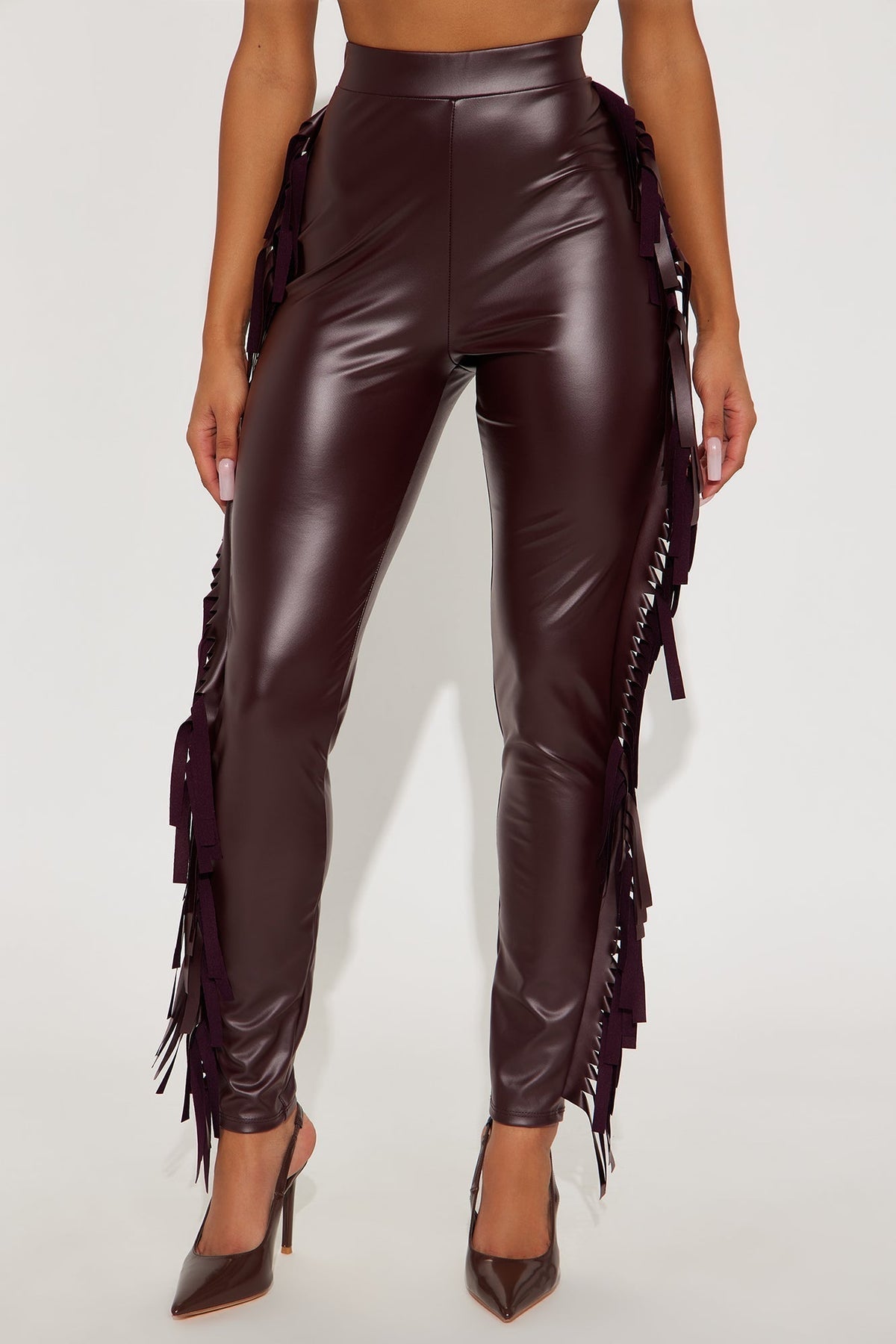 Shaking It Fringe Legging - Burgundy