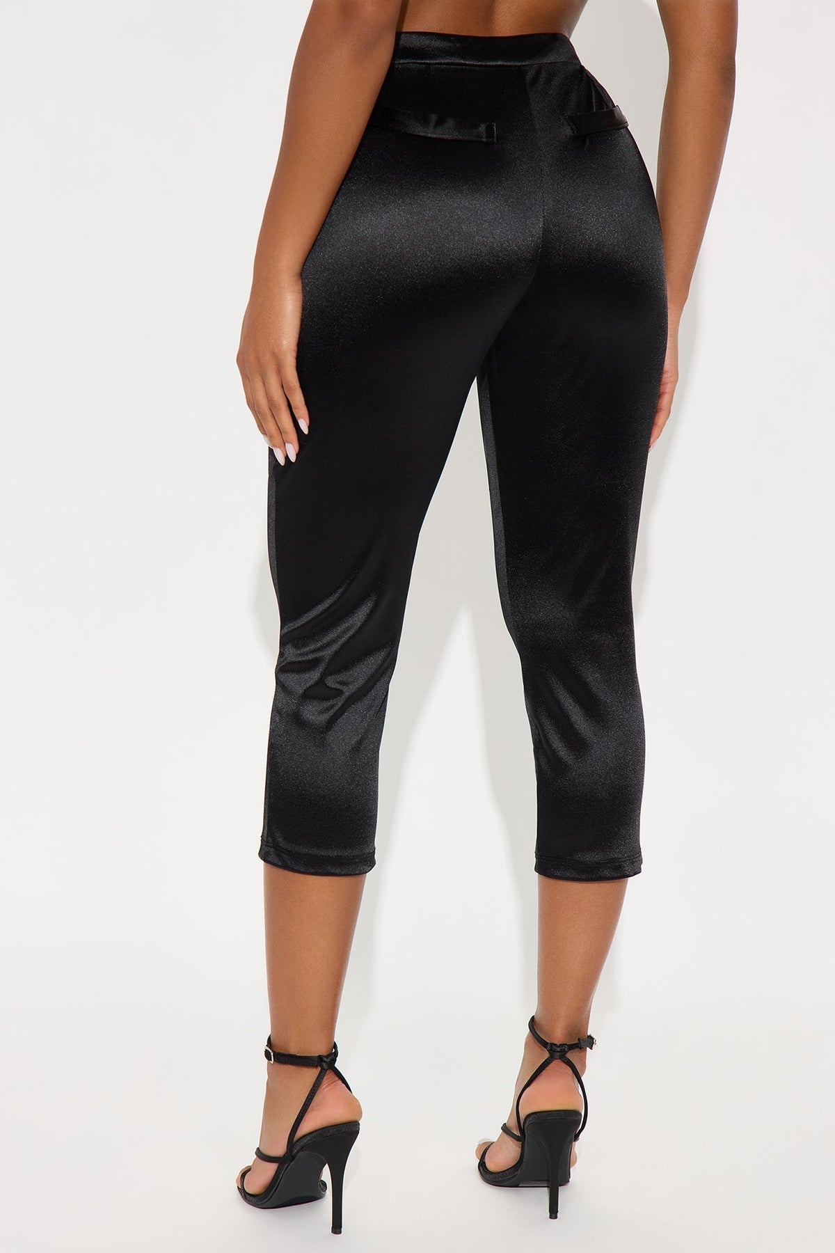 Selene Satin Capri Pant 21″ - Black