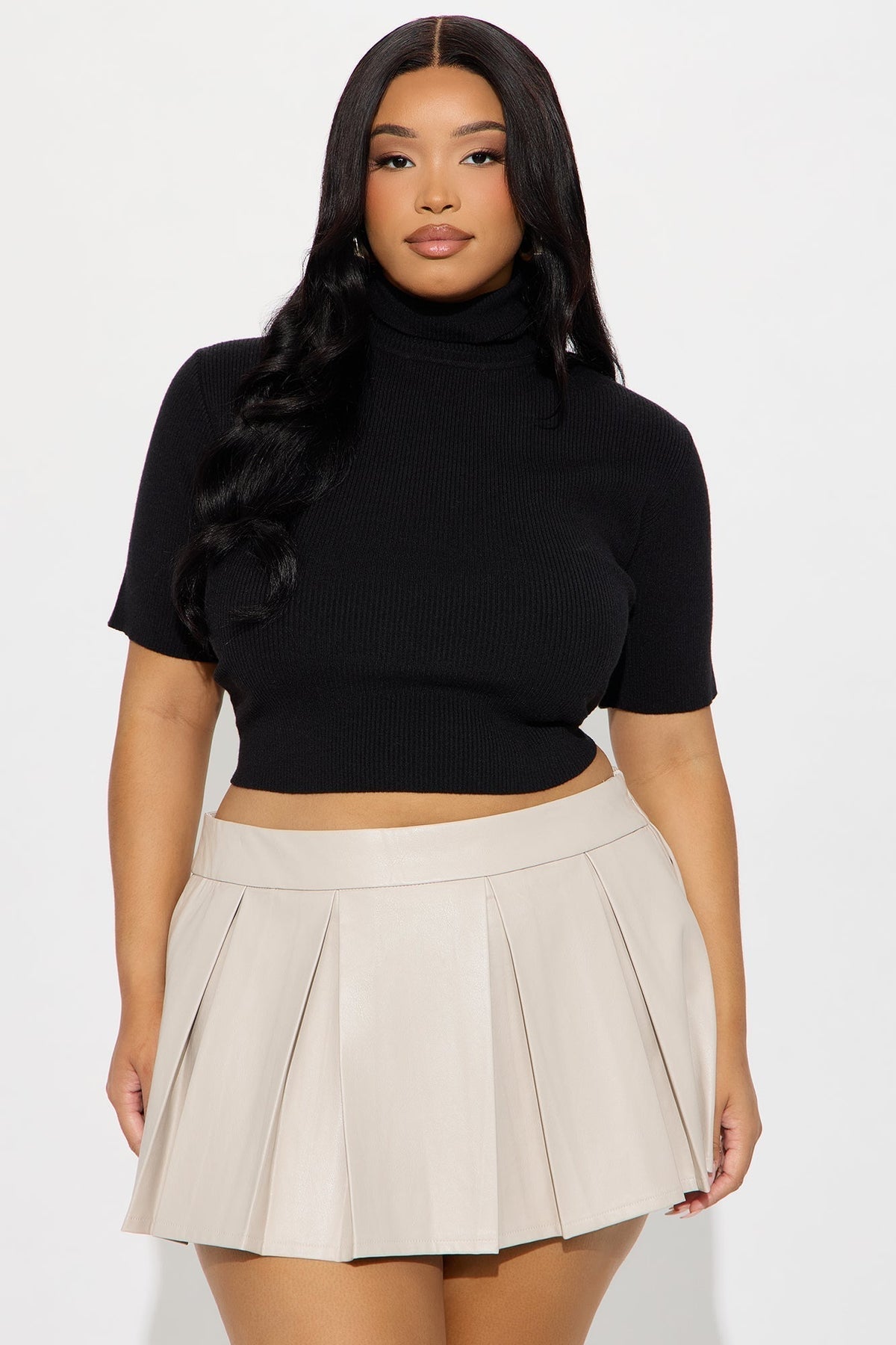 Bundled Up Short Sleeve Turtle Neck Sweater - Black