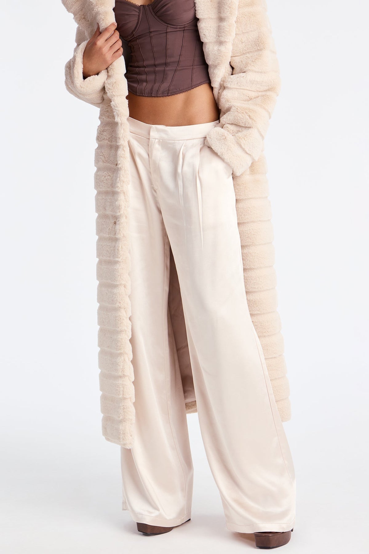 Main Topic Low Rise Wide Leg Satin Pant 33 - Pearl
