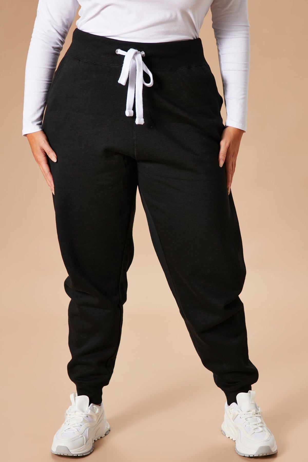 Relaxed Vibe Joggers - Black