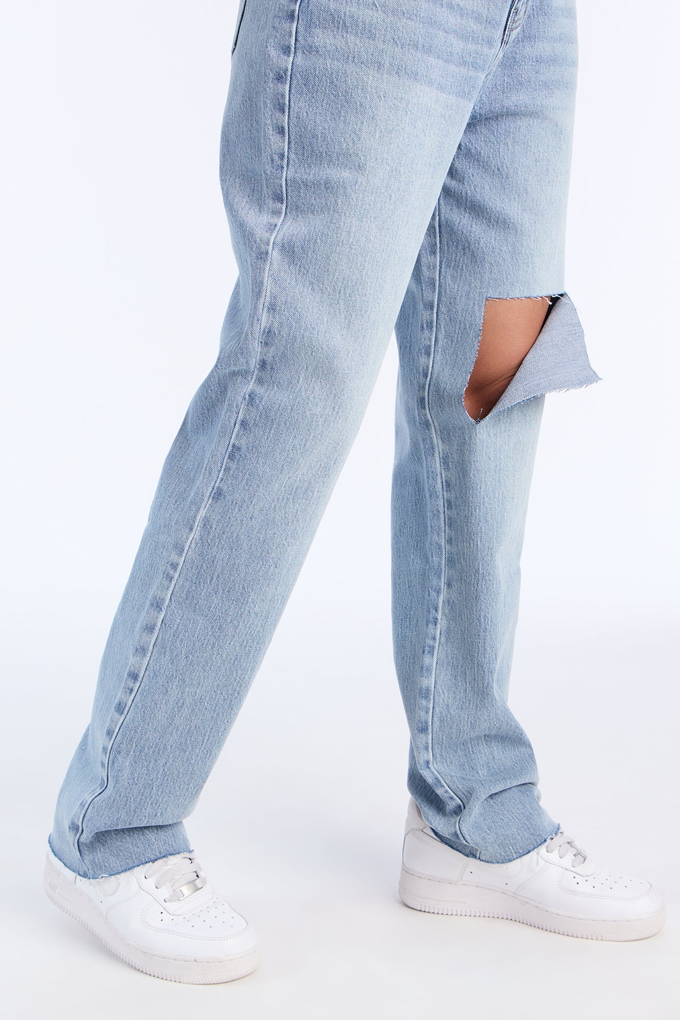 Catching Your Eye Stretch Straight Leg Jeans - Light Wash