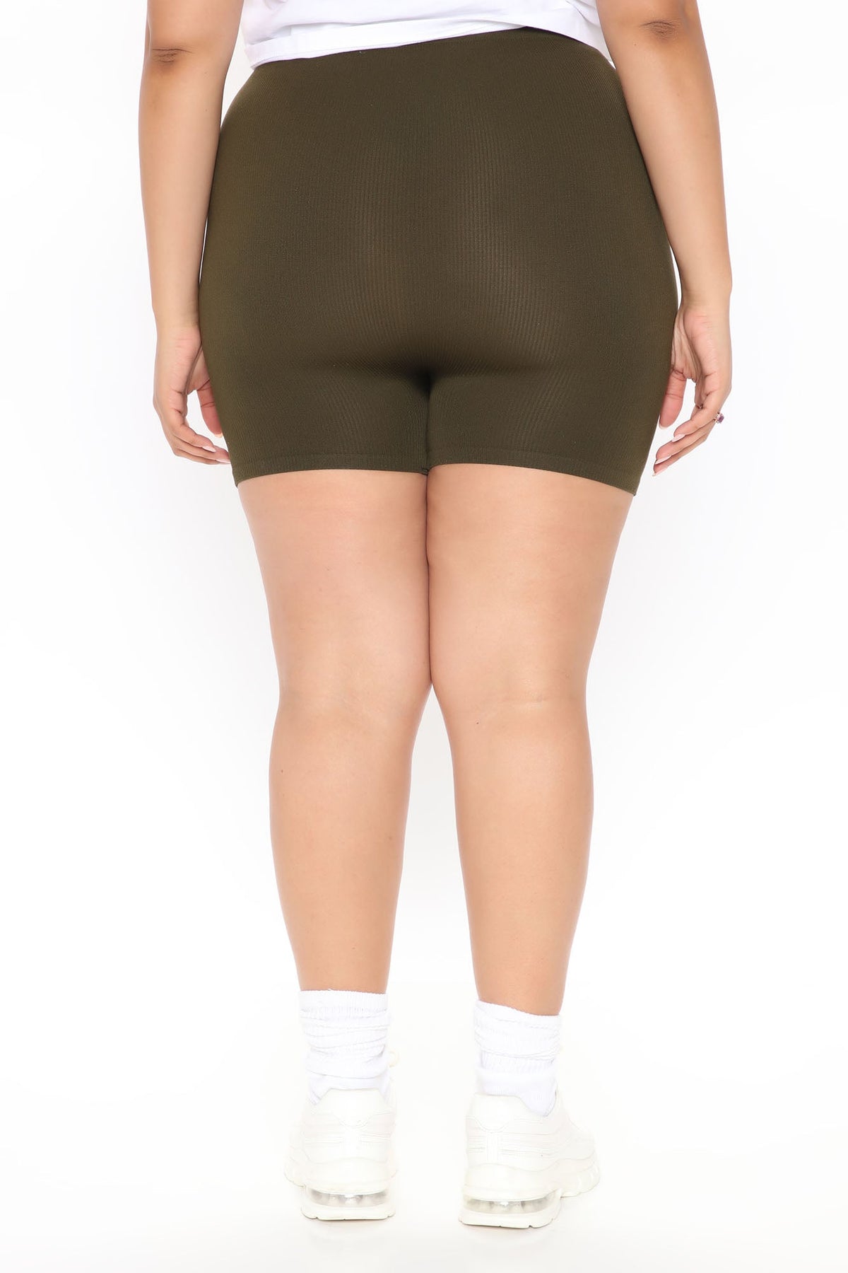 Uncomplicated Seamless Shorts - Olive